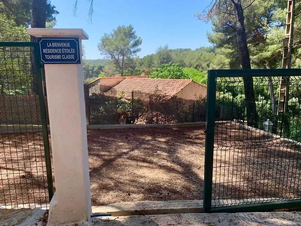 Holiday home Bandol-Maison La Bienvenue 9Mn A Pied Mer-Calanque Port D'Alon-Grand Jardin+Fibre Wifi Villa Saint-Cyr-sur-Mer