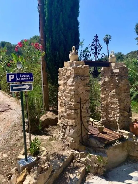 Holiday home Bandol-Maison La Bienvenue 9Mn A Pied Mer-Calanque Port D'Alon-Grand Jardin+Fibre Wifi Saint-Cyr-sur-Mer